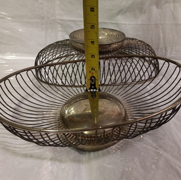 2 Vintage Oval Silver-Plated Bread/Fruit Wire Baskets Holiday, Dining Serveware - Picture 4 of 4